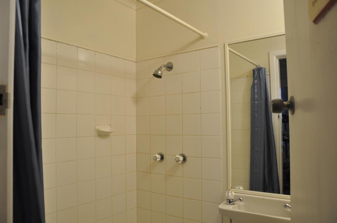 קטומבה Hearty Center Motel מראה חיצוני תמונה