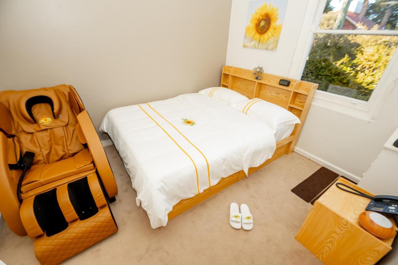 קטומבה Hearty Center Motel מראה חיצוני תמונה