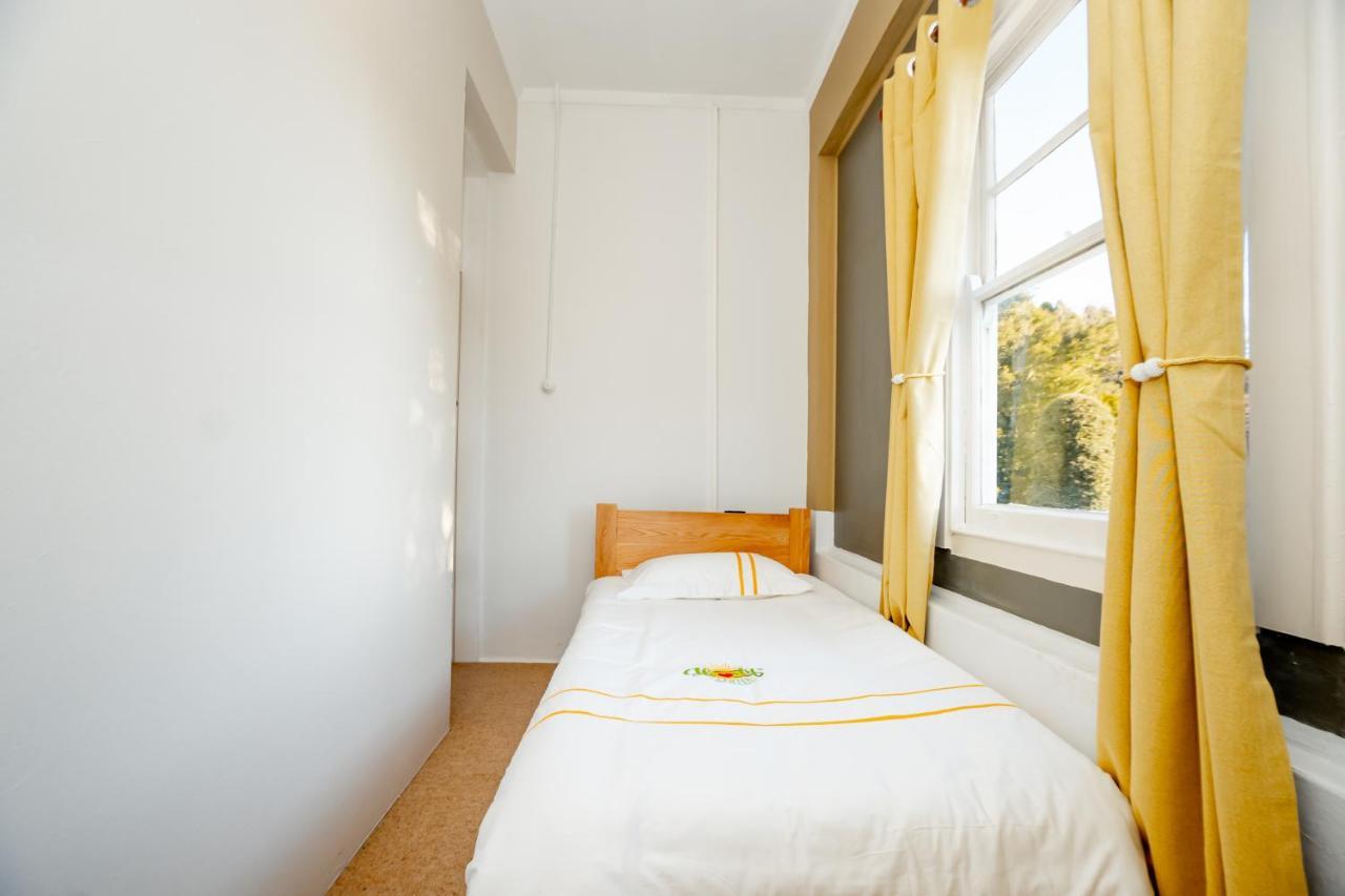 קטומבה Hearty Center Motel מראה חיצוני תמונה