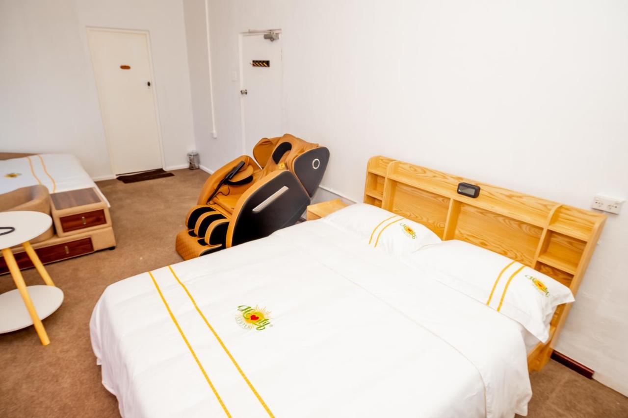 קטומבה Hearty Center Motel מראה חיצוני תמונה