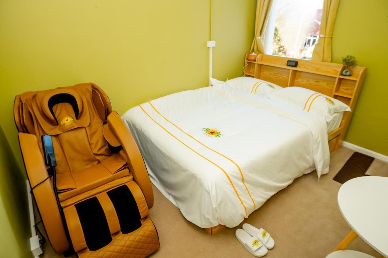 קטומבה Hearty Center Motel מראה חיצוני תמונה