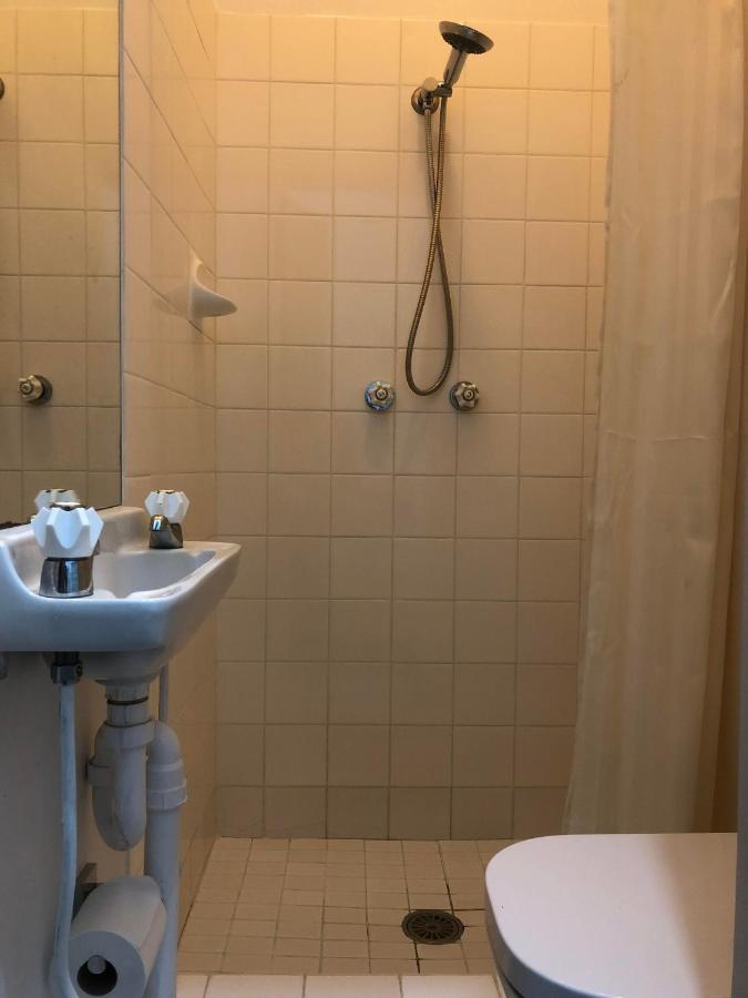 קטומבה Hearty Center Motel מראה חיצוני תמונה