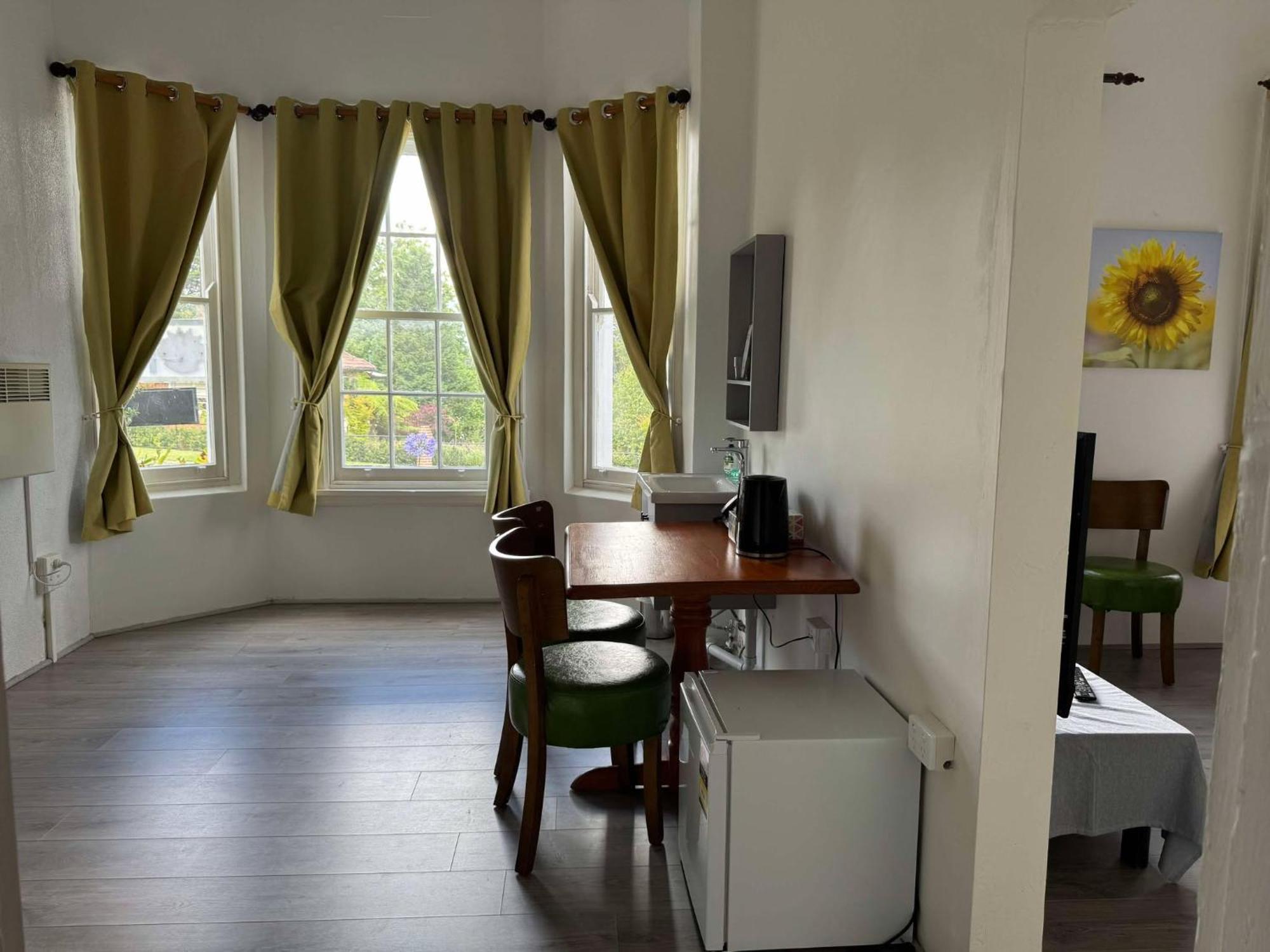 קטומבה Hearty Center Motel מראה חיצוני תמונה